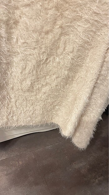 Mango Mango peluş kazak