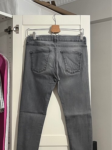 38 Beden Gri zara jean
