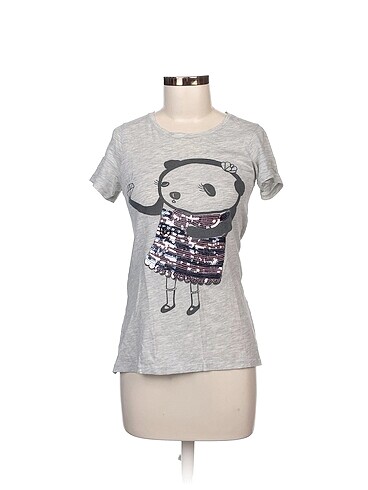 Zara T-shirt %70 İndirimli.