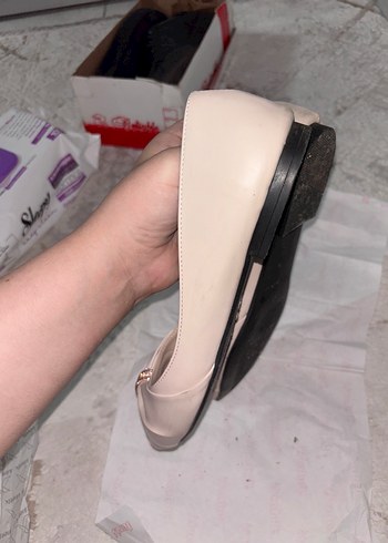 Bambi Bej Parlak Tokalı Stiletto Kadın Babet