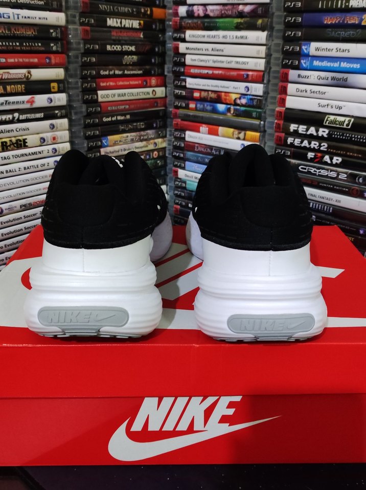 Nike Uplift SC ERKEK AYAKKABI 44.5 NO. - Görsel 5