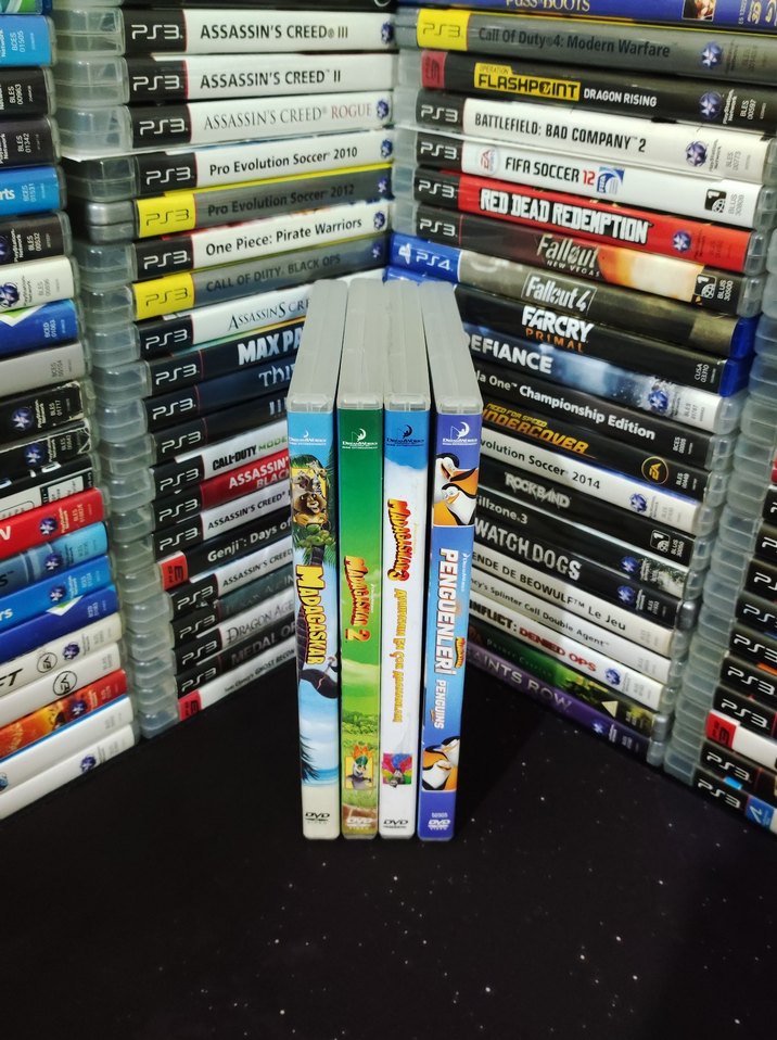 Madagaskar 1-2-3 ve Penguenler DVD Seti - Görsel 3