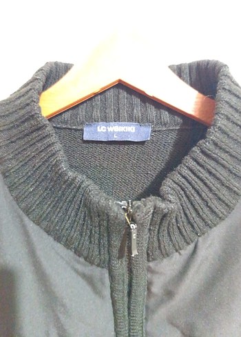 Siyah Yüksek Yakalı Kolsuz Yelek - Görsel 2