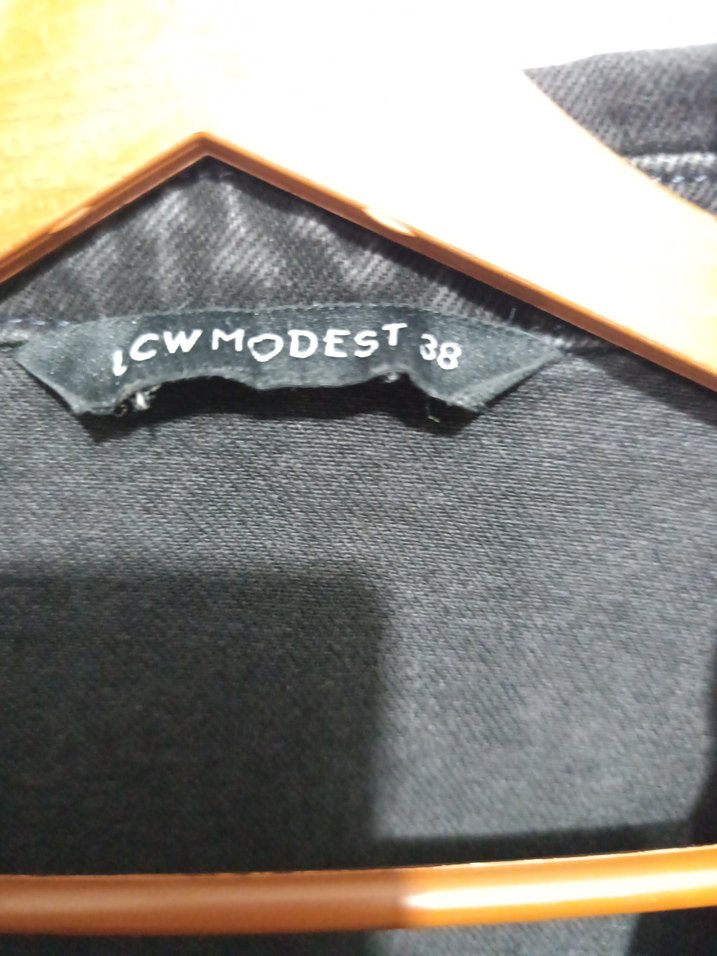 Düğmeli Siyah Kolsuz Kot Ceket - Görsel 3