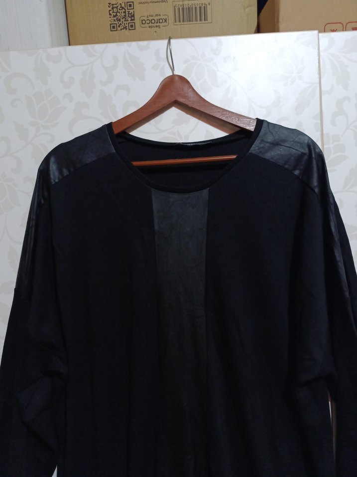 Uzun Kollu Siyah Uzun Kadın Sabahlık - Görsel 2