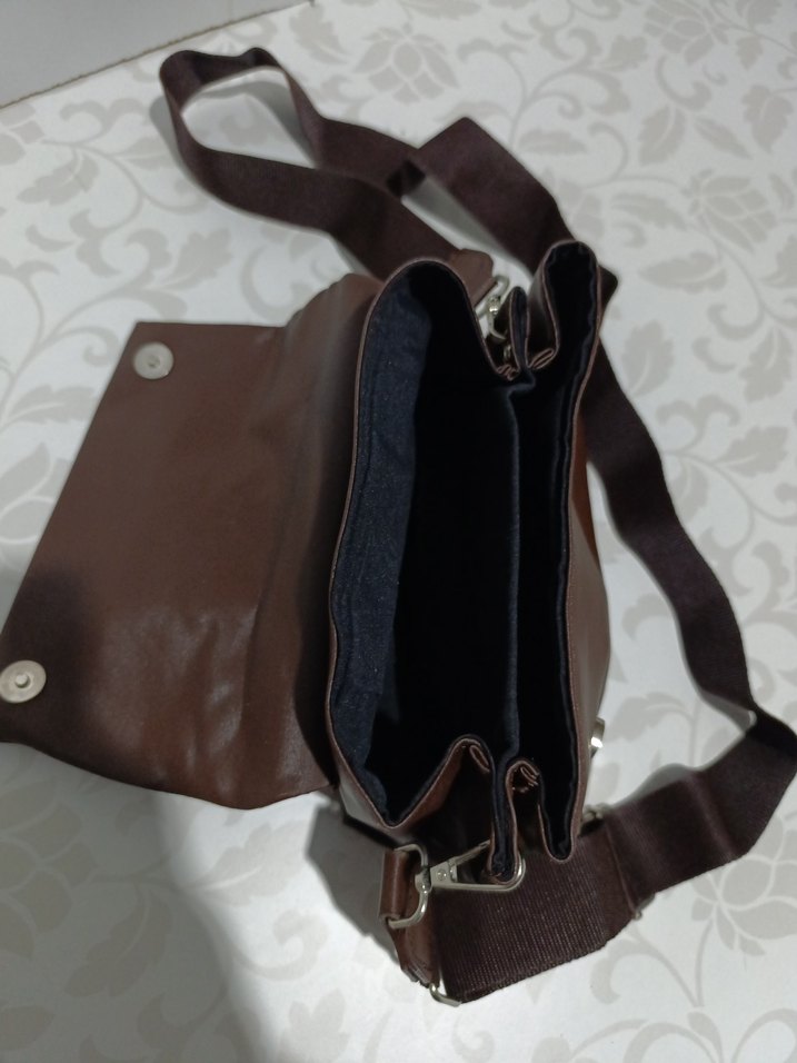 Kahverengi Tokalı Erkek Omuz Çantası yeni - Görsel 5