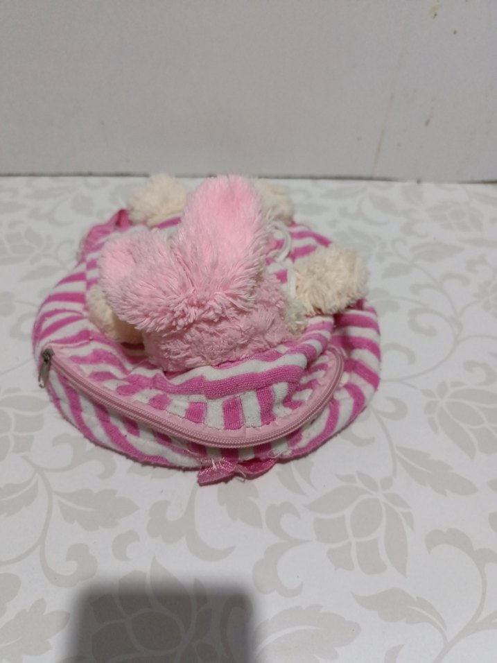 Pembe Çizgili Peluş Tavşan Sırt Çantası - Görsel 4