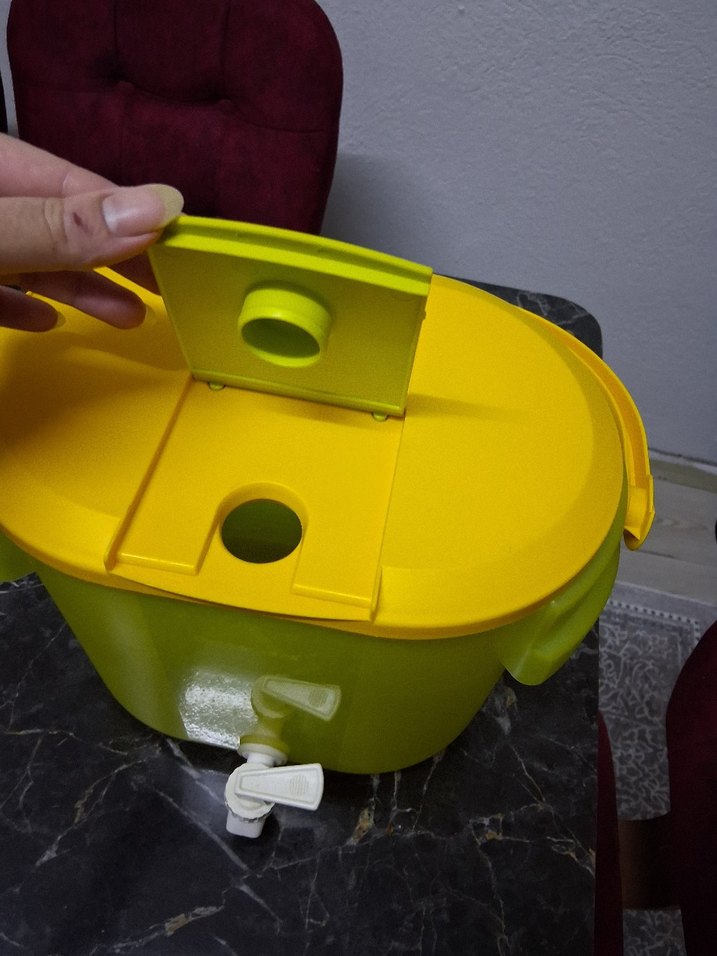 Tupperware 8.7lt Taşınabilir Su Sebili - Görsel 3