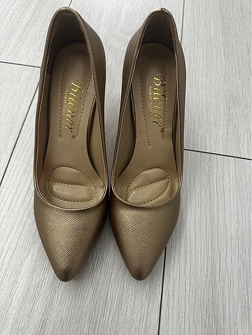 Blinde Stiletto topuklu kadın ayakkabı