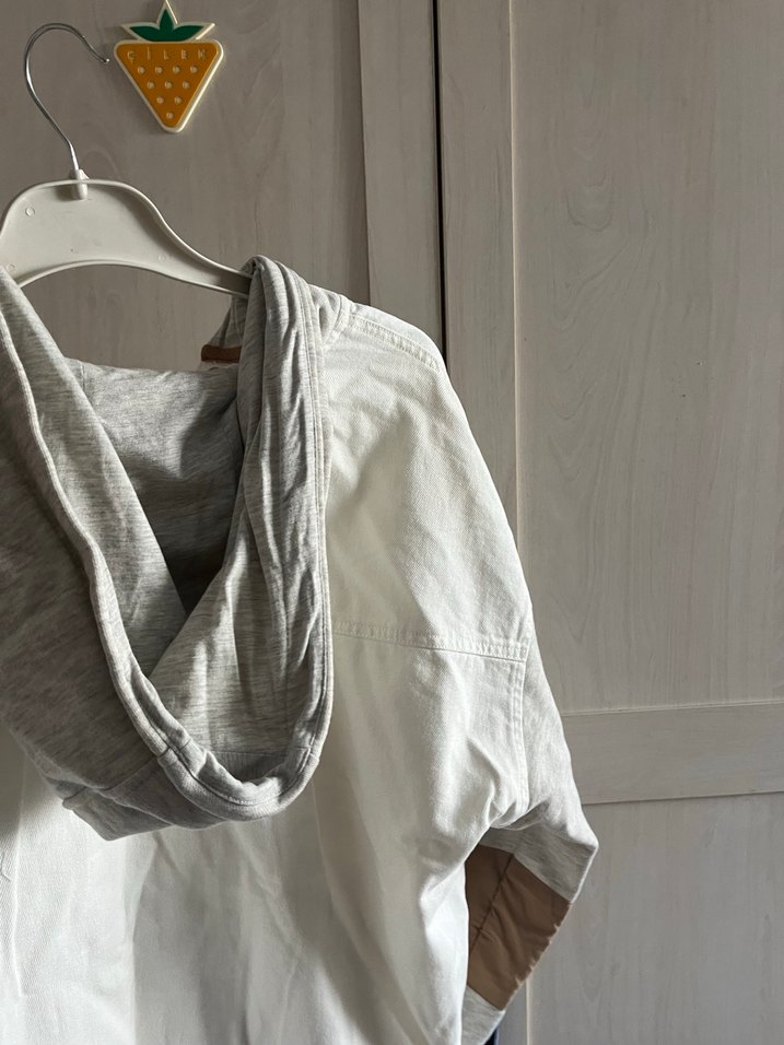 Düğmeli Beyaz Keten Gömlek - Görsel 4