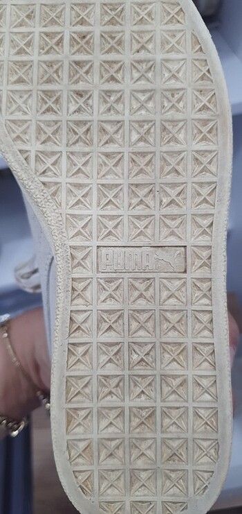 37,5 Beden ten rengi Renk Puma bej bayan snecers