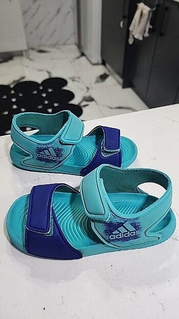 Adidas bebek sandalet ayakkabı