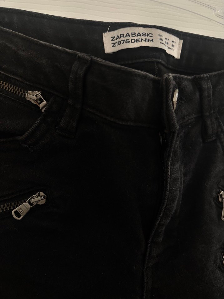Zara Fermuarlı Siyah Jean Pantolon - Görsel 2