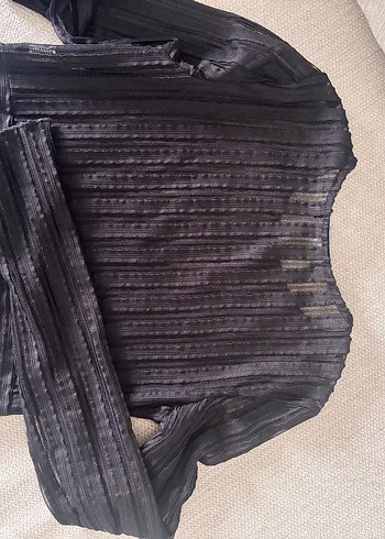 Bershka Piliseli Siyah Uzun Kollu Bluz - Görsel 4