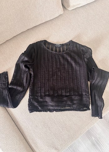 Bershka Piliseli Siyah Uzun Kollu Bluz - Görsel 2