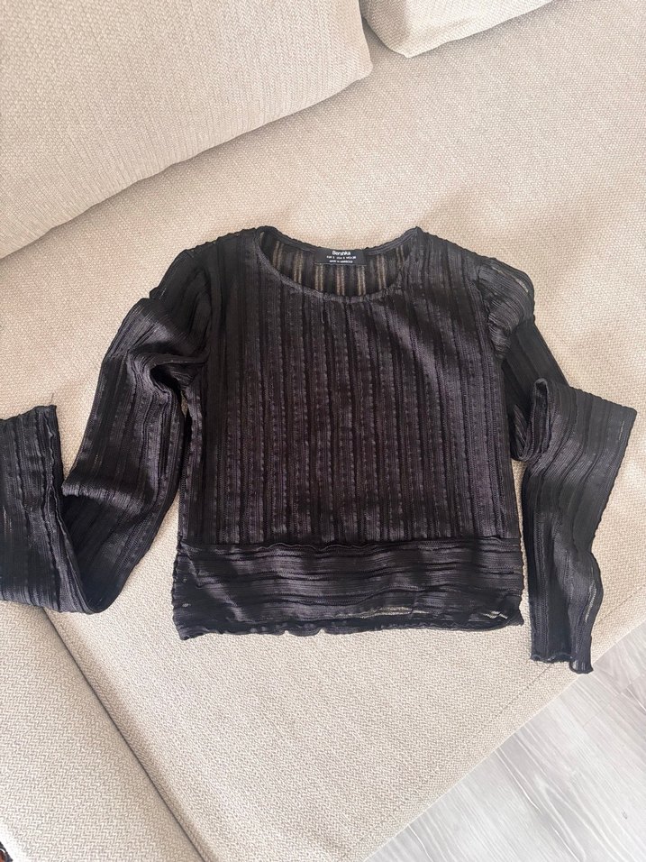 Bershka Piliseli Siyah Uzun Kollu Bluz - Görsel 2