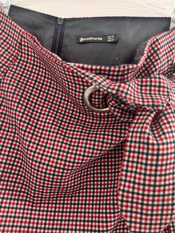 Stradivarius Tokalı Detaylı Şort Etek - Görsel 2