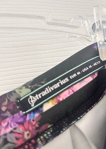 Stradivarius Çiçek Desenli Pilili Etek - Görsel 4