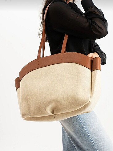 Marka Muadili Kol ve Omuz Çantası - Görsel 6