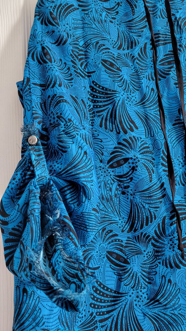 Mavi Bağcıklı Salaş Bluz - Görsel 3