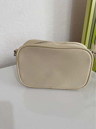  Beden Stradivarius Askılı Çanta