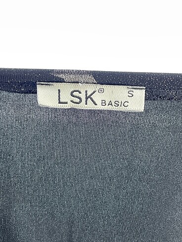 s Beden siyah Renk PreLoved T-shirt %70 İndirimli.
