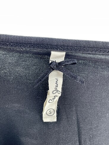 s Beden siyah Renk PreLoved T-shirt %70 İndirimli.