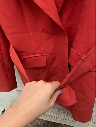 38 Beden Kırmızı uzun ceket