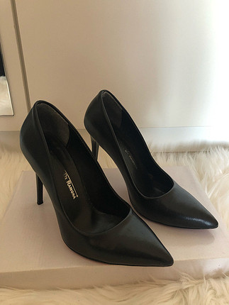 Diğer Stiletto