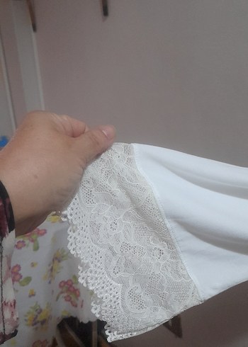 Uzun Kollu Beyaz Kadın Sabahlık - Görsel 2