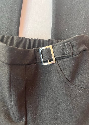 Kemer Detaylı Siyah Kumaş Kadın Pantolon - Görsel 2