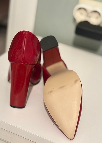 Kadın Parlak Kırmızı Stiletto Topuklu Ayakkabı - Görsel 4