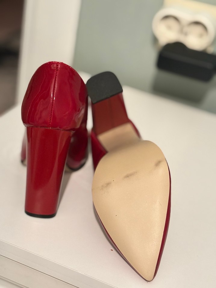 Kadın Parlak Kırmızı Stiletto Topuklu Ayakkabı - Görsel 4