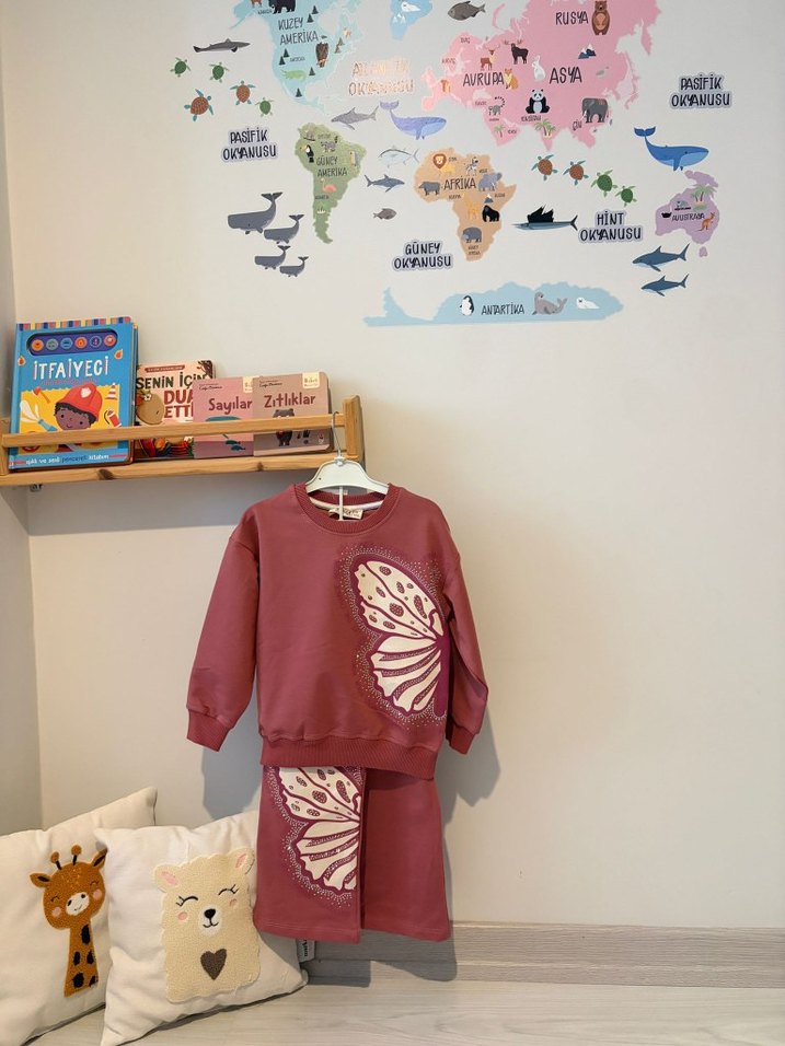 Bordo Kelebek Desenli Dantelli Bebek Kız Takımı - Görsel 2