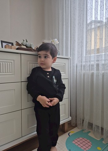 Erkek Çocuk Siyah Nakışlı Düğmeli Sweatshirt - Görsel 4