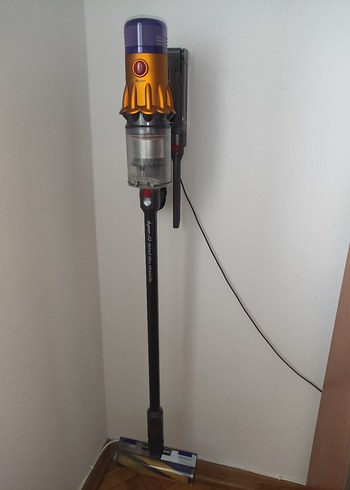Dyson V12 Kablosuz Dikey Elektrikli Süpürge