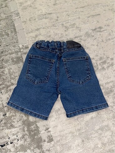 Defacto Denim şort 4-5 yas