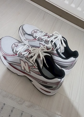New Blance Erkek Beyaz Gri Bağcıklı Spor Ayakkabı - Görsel 2