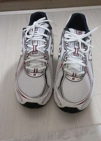 New Blance Erkek Beyaz Gri Bağcıklı Spor Ayakkabı - Görsel 3