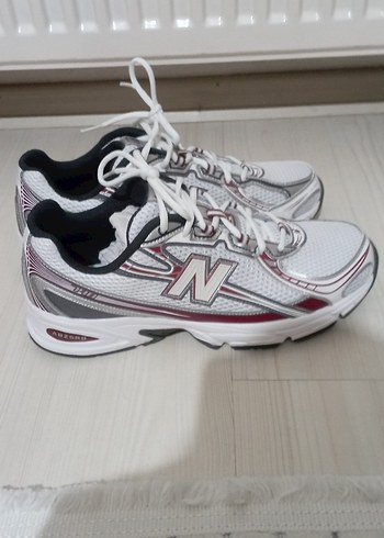 New Balance 43
