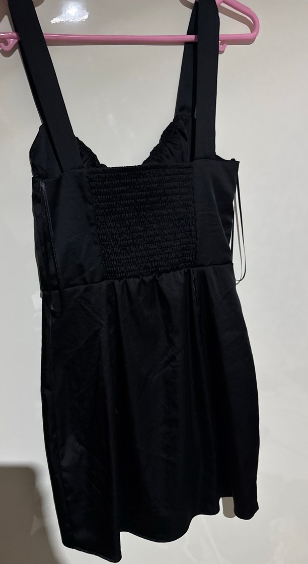 Siyah Kalın Askılı Kısa Gotik Elbise - Görsel 2