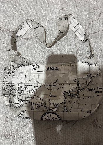 Bej Baskılı Fermuarlı Kadın Çantası - Görsel 2