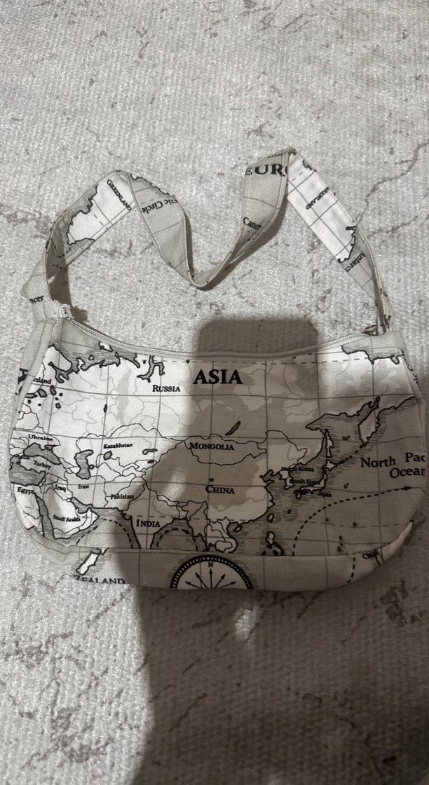 Bej Baskılı Fermuarlı Kadın Çantası - Görsel 2