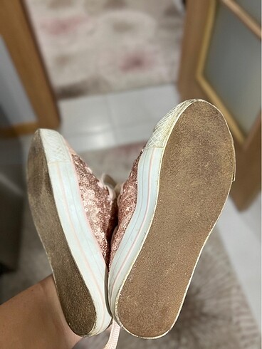 29 Beden 29 numara payetli convers