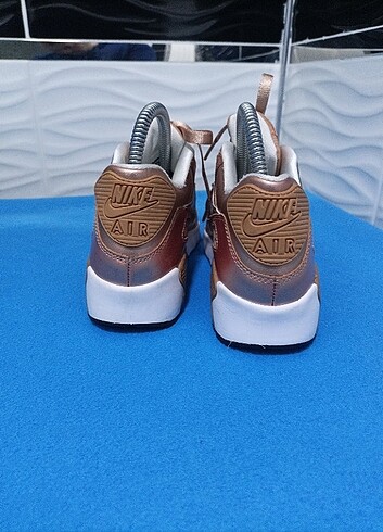 37,5 Beden Orijinal Nike air max