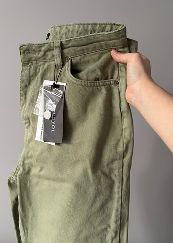 Trendyolmilla Çağla Yeşili Yüksek Bel Mom Jean - Görsel 4