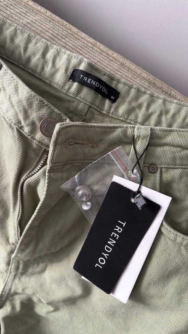 Trendyolmilla Çağla Yeşili Yüksek Bel Mom Jean - Görsel 2