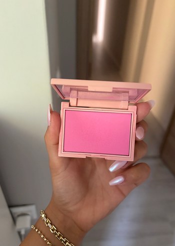DORA JOY PEMBE ALLIK