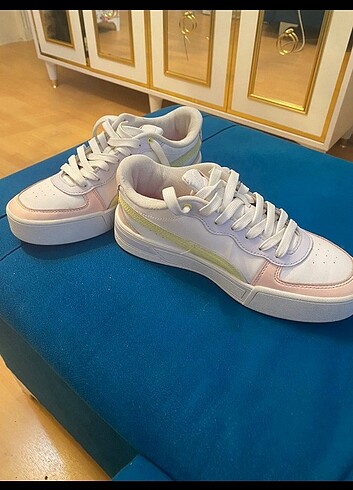 38 Beden beyaz Renk Orijinal Puma spor ayakkabı
