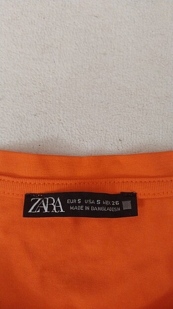 Zara Zara crop